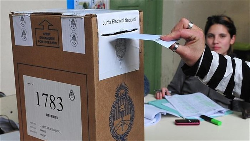 Los argentinos mañana vuelven a elegir legisladores. 