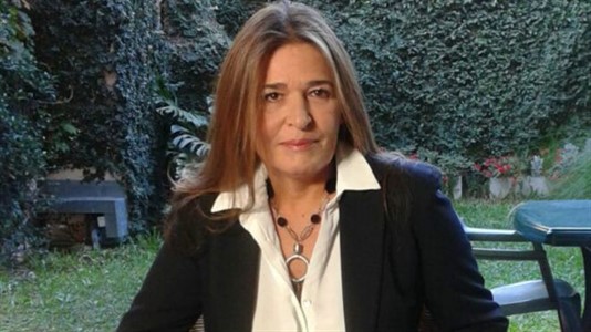 Corina Fernández preside la ONG “Hay una salida”
