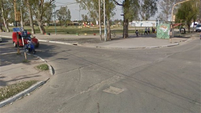 La avenida Chaco en la esquina con Castelli, una esquina siempre de tránsito complicado.