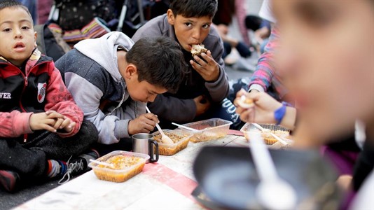El Indec estima que hay 12.960.000 de argentinos en la pobreza. (Foto: AP)