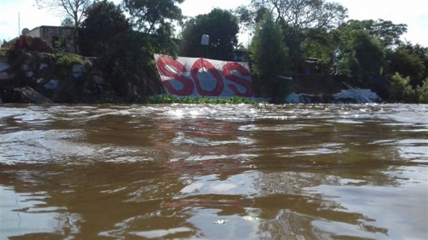 El pedido de auxilio de los vecinos del barrio San Pedro Pescador. Foto: Diario Norte.