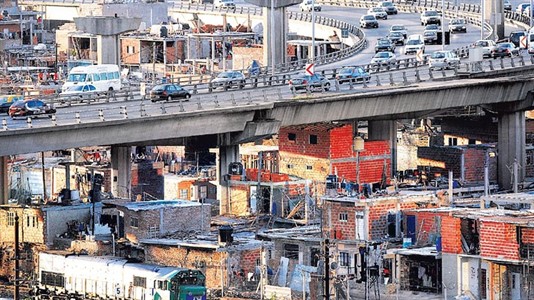 El conurbano bonaerense es el distrito más con más pobres del país.