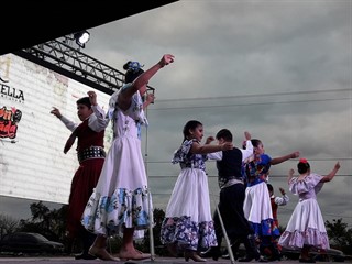 Los jóvenes bailarines estarán hoy y el domingo en el reconocido festival de doma y folklore. 