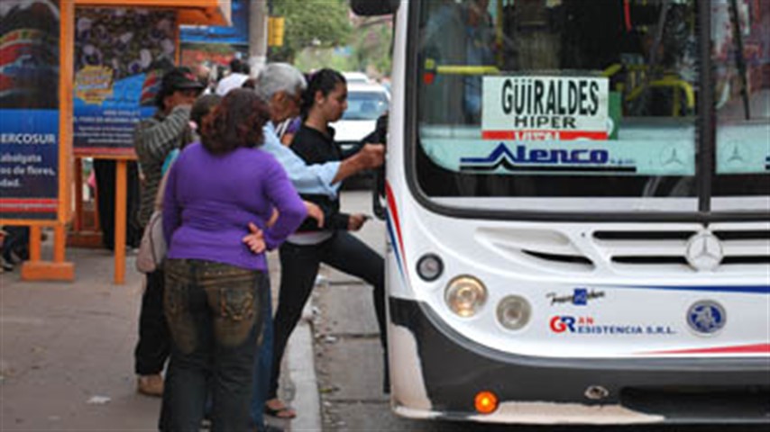 El crimen de un chofer en Buenos Aires puso alerta a los trabajadores de todo el país. 