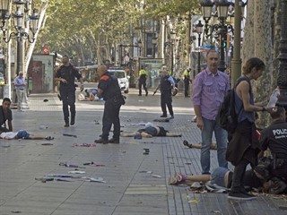 El terror se apoderó de las calles de Barcelona. (Foto: La Nación)