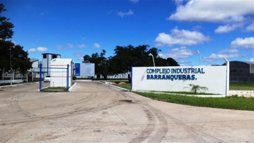 El parque industrial de Barranqueras es uno de los más importantes del país.